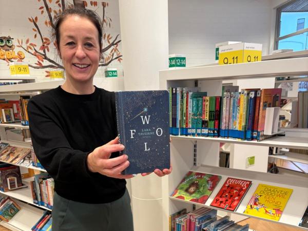 Anne Vrints met Wolf Lara Taveirne