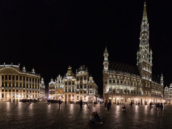 Brussel by night 2028